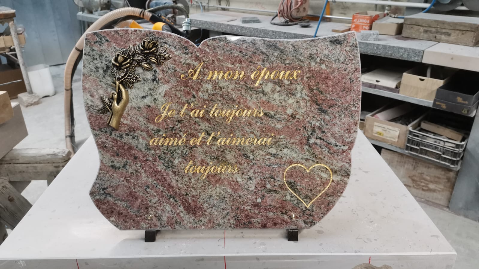 plaques fleur en bronze
